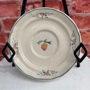 Vintage International China Stoneware Marmalade Strawberry Goose Ribbon Saucer